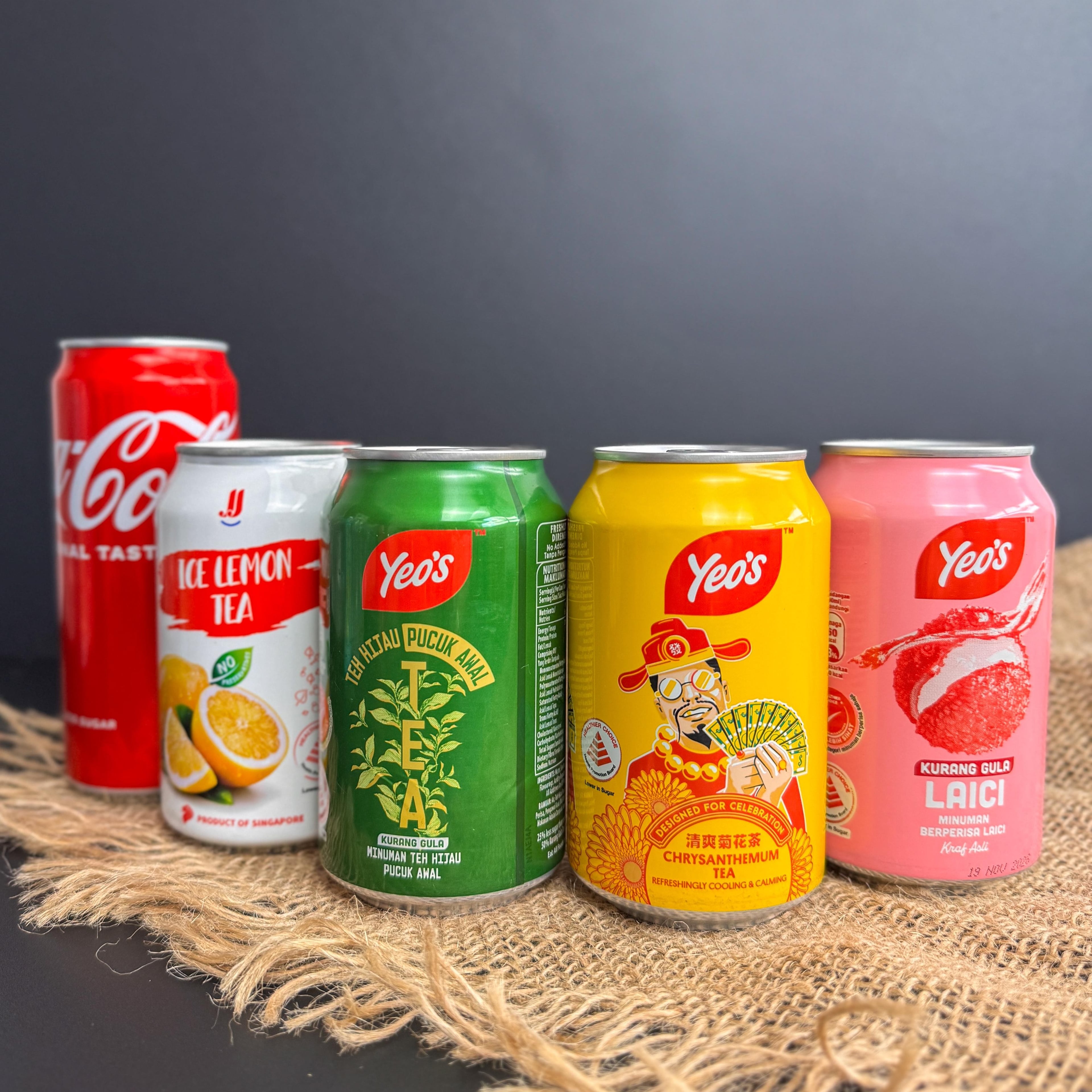 SD Canned Drinks (7 Up/ Coke/ Green Tea)