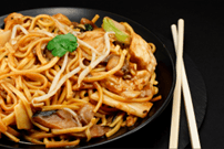 SD Longevity Noodles – Stir-Fried Chow Mein with Shrimp, Egg & Vegetables 10-12pax