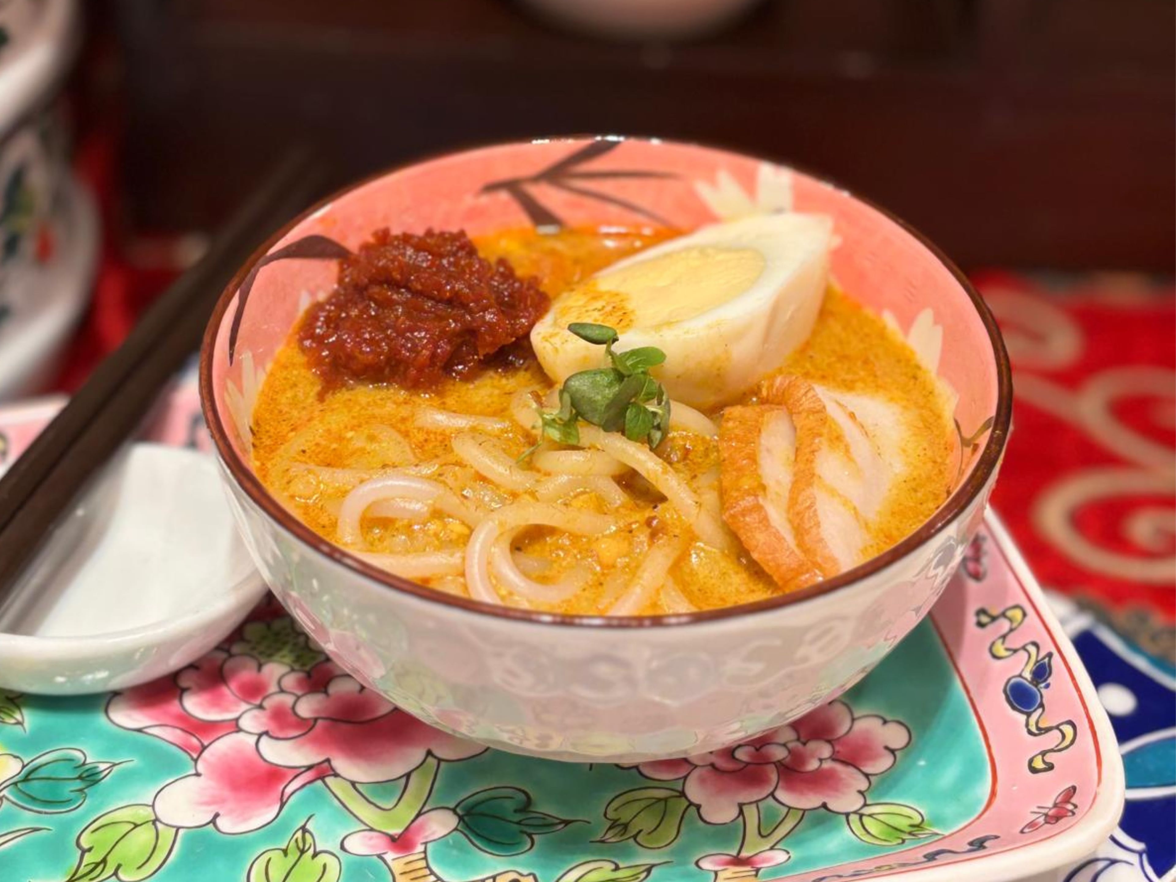 Live Station Nyonya Laksa Lemak with Condiments $5/pax for min 100pax