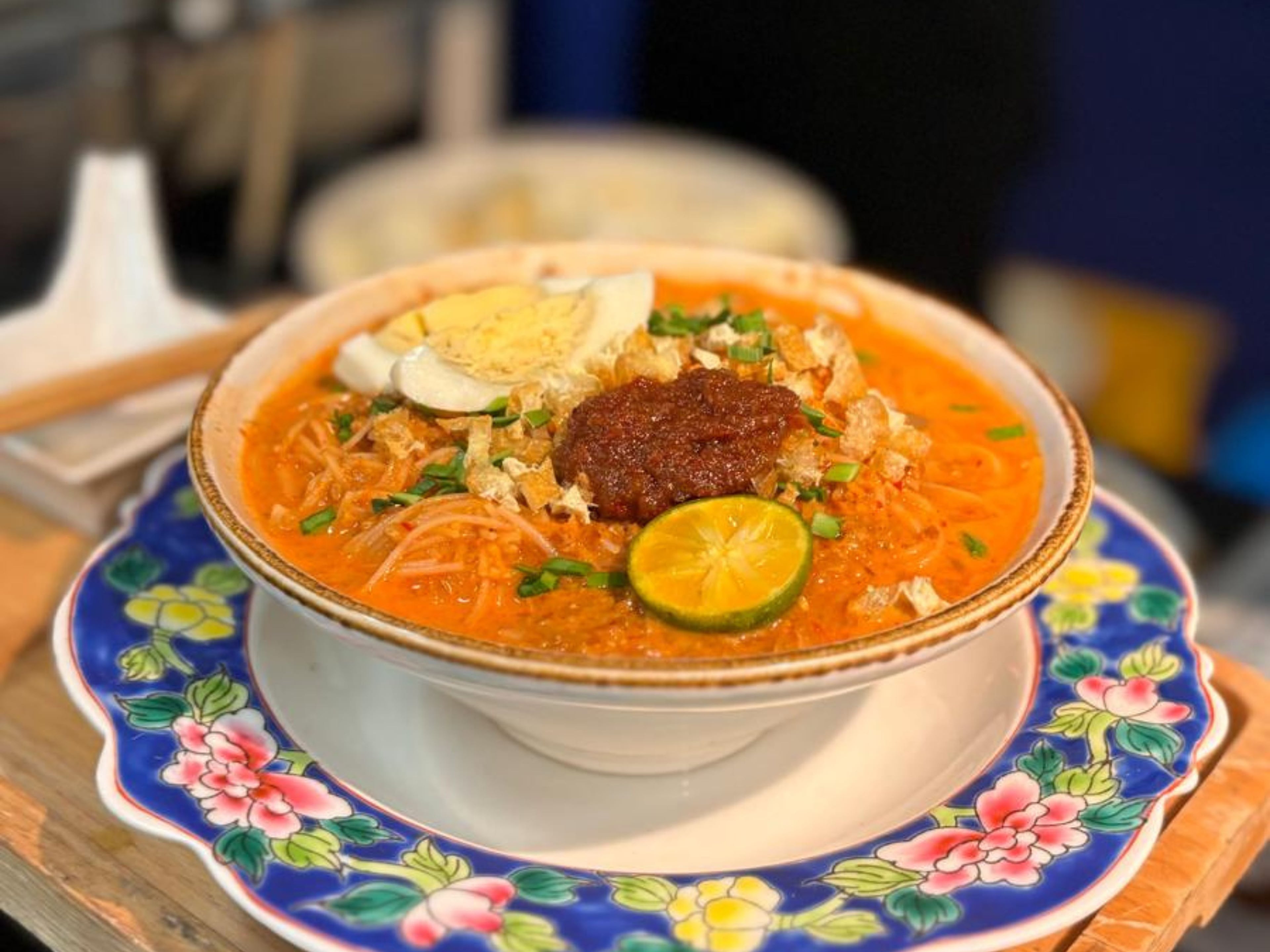 Live Station Nyonya Mee Siam with Condiments $5/pax for min 100pax
