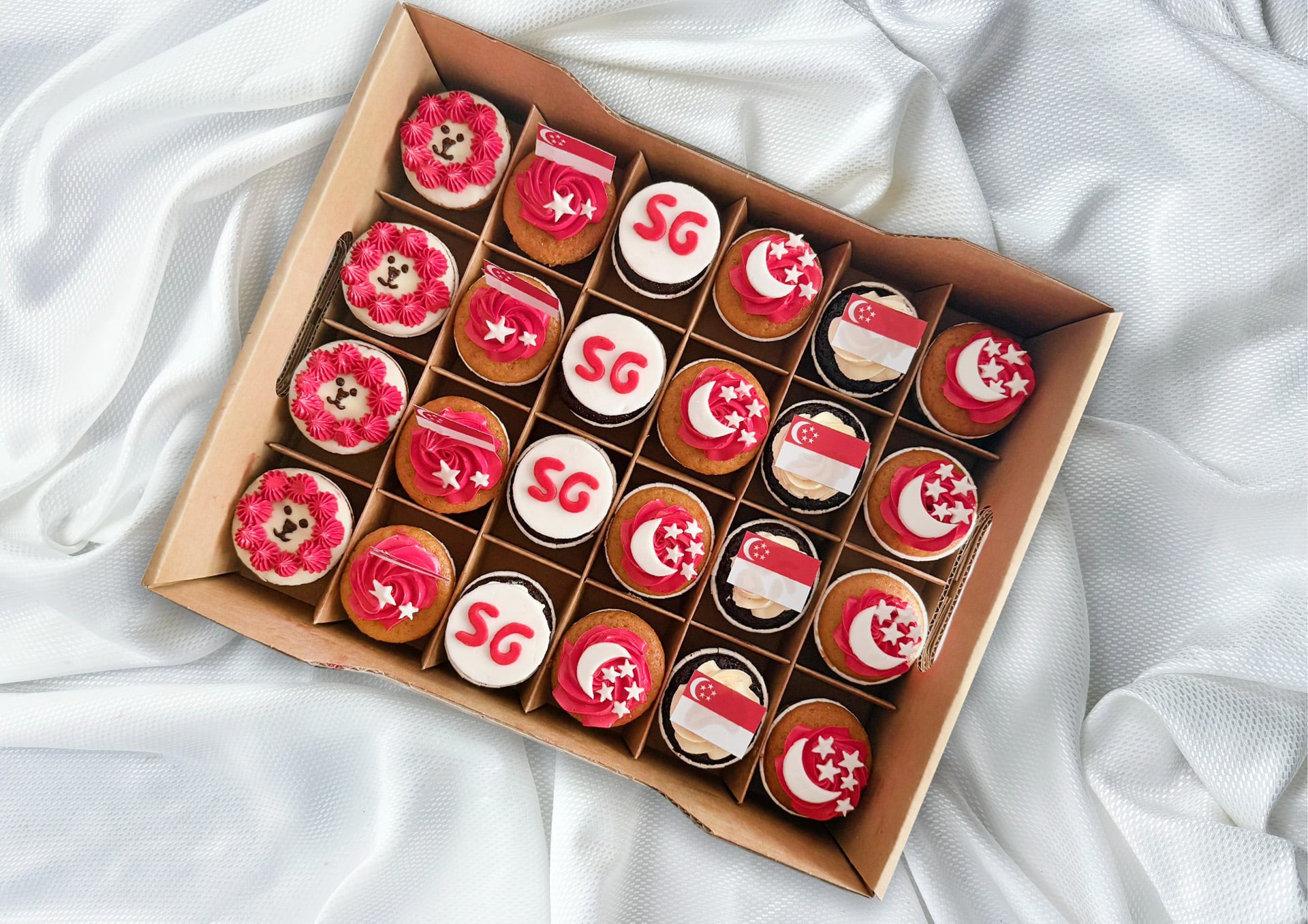 National Day Cupcakes Party Box @72.00/SET