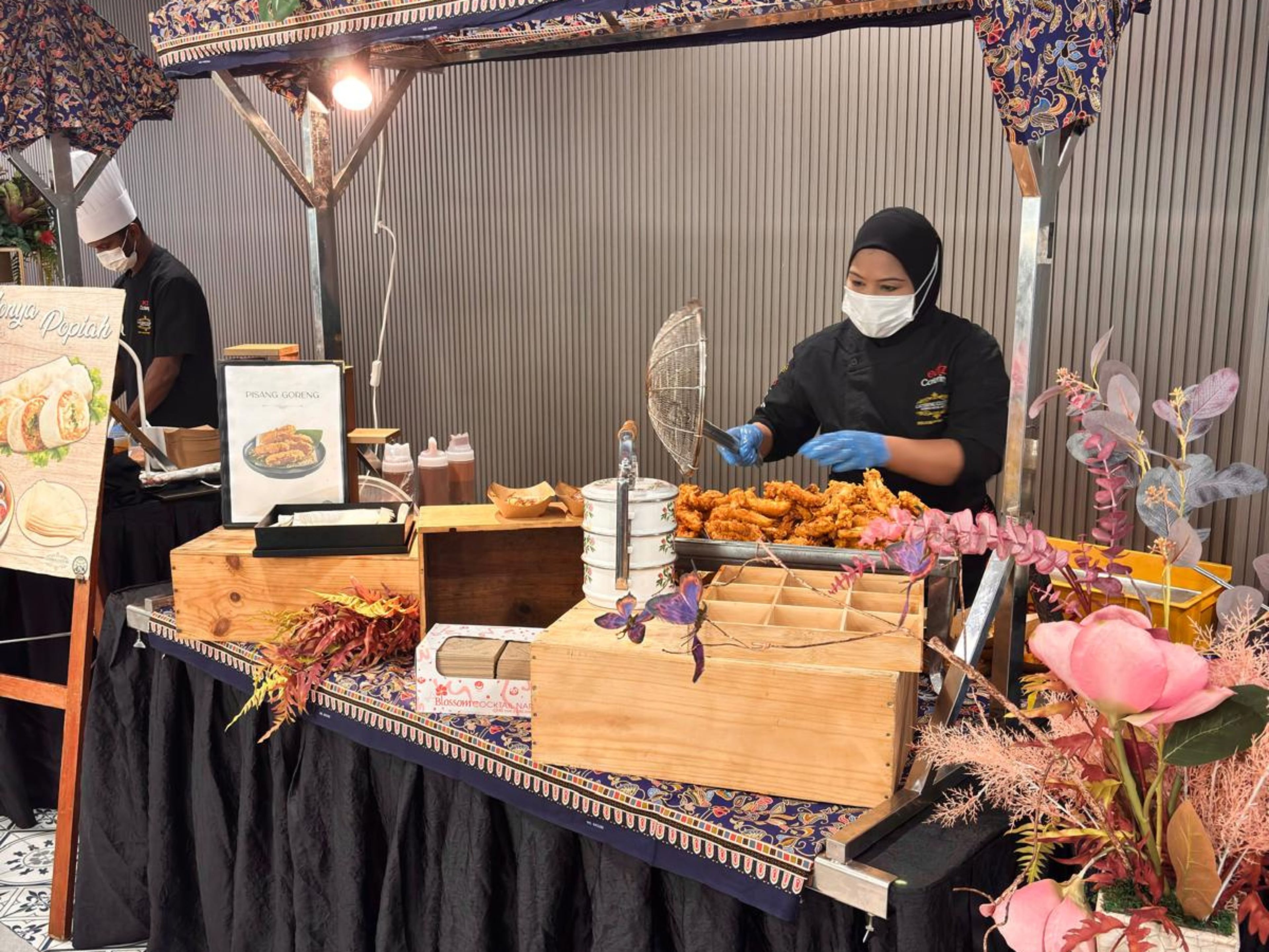 Live Station Dessert (Local)